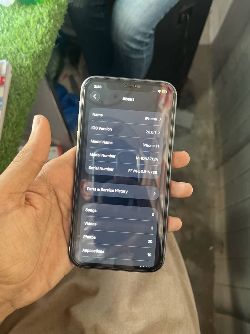 Apple iPhone 11 7