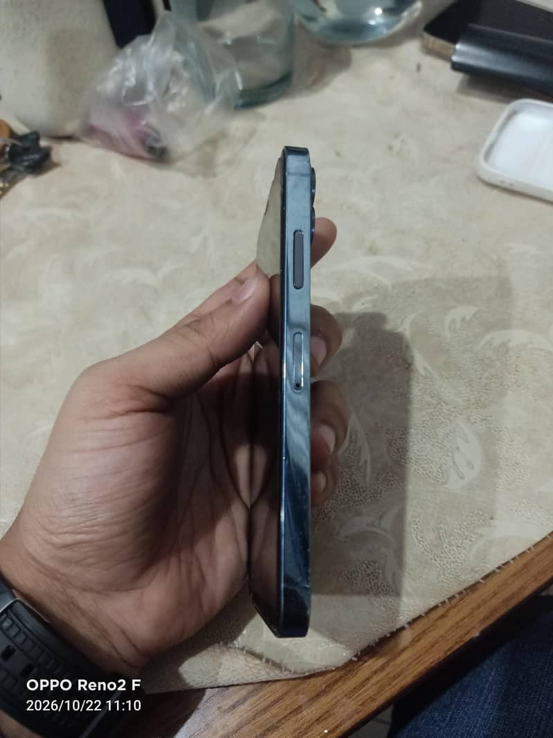 iphone 13 / iphone X 2