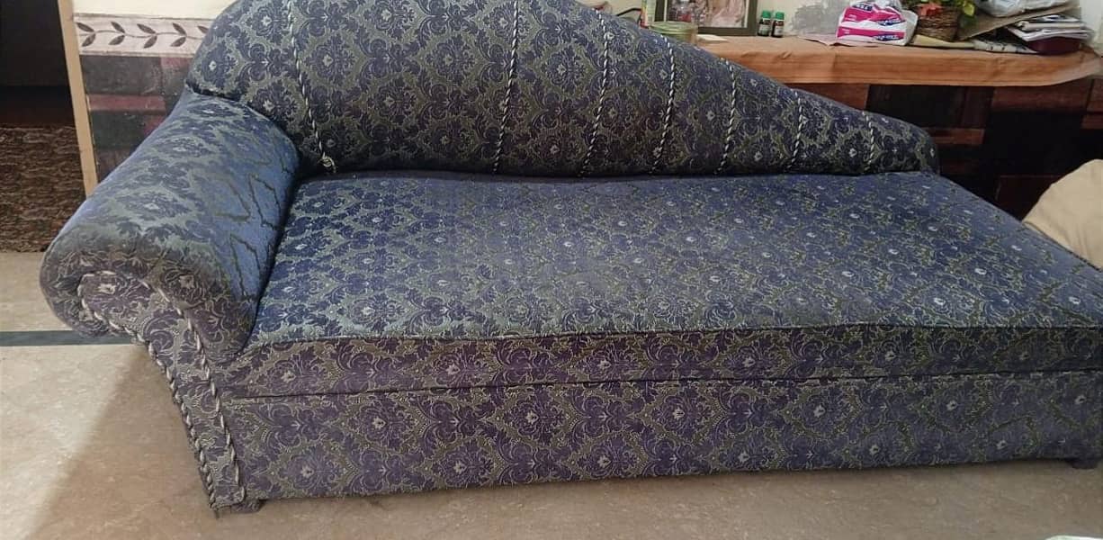 king size deewan 0
