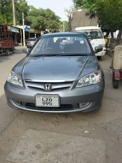 Honda Civic Oriel 2005