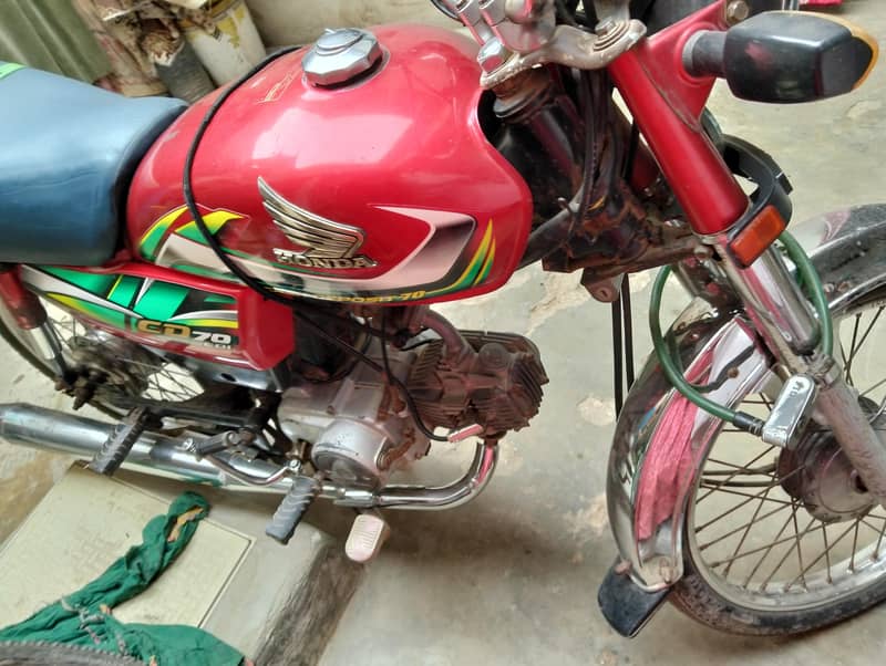 Honda CD 70 4