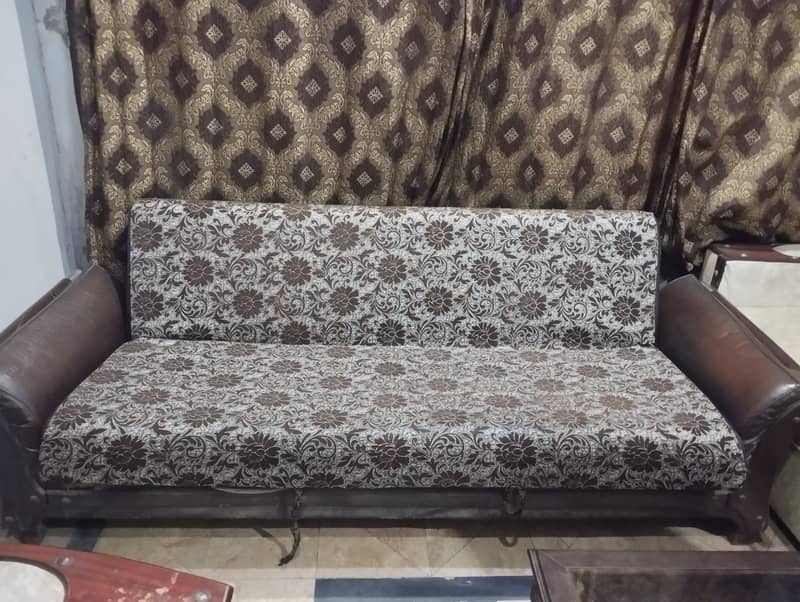 Sofa come bed 1