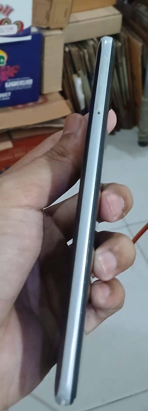Samsung Mobile A31 6