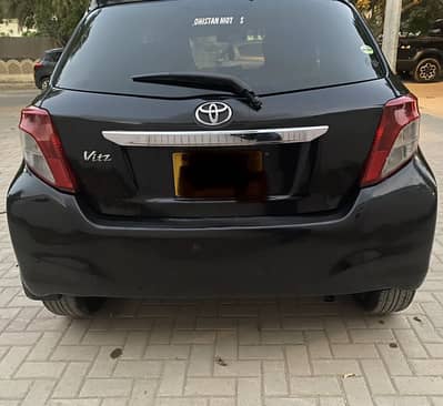 Toyota Vitz 2013