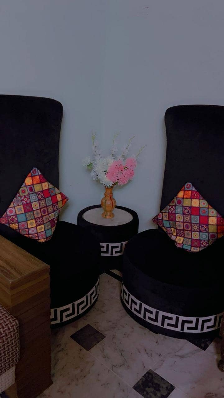 coffee chairs with table 1