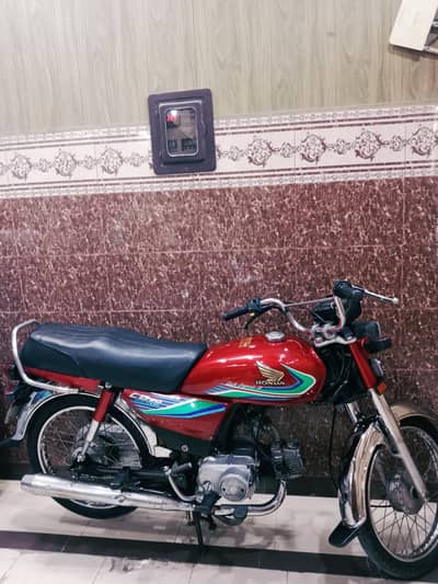 Honda cd 70 total original bike