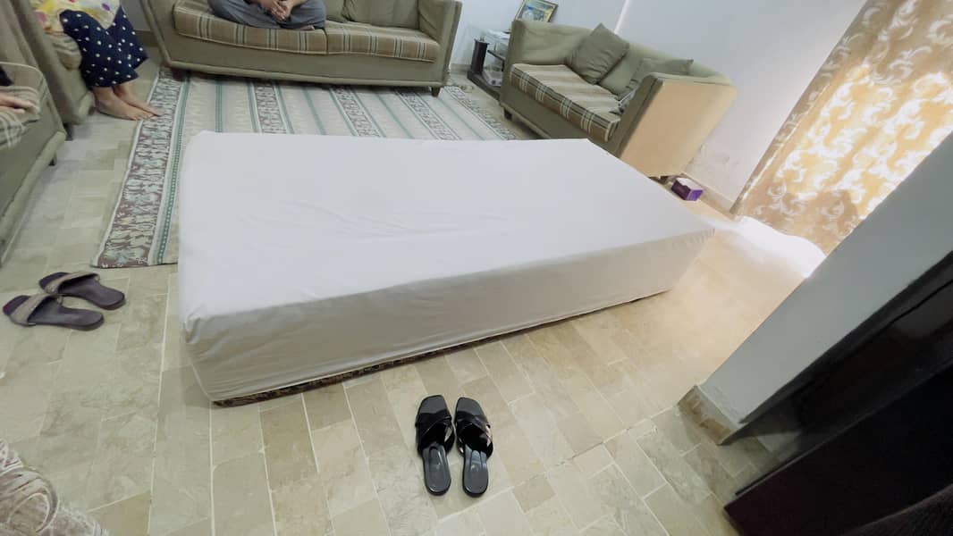 Sofa cumbed 0