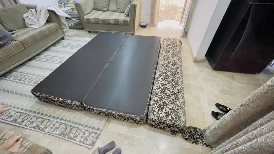 Sofa cumbed 2