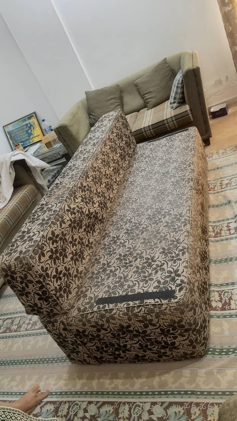 Sofa cumbed 4
