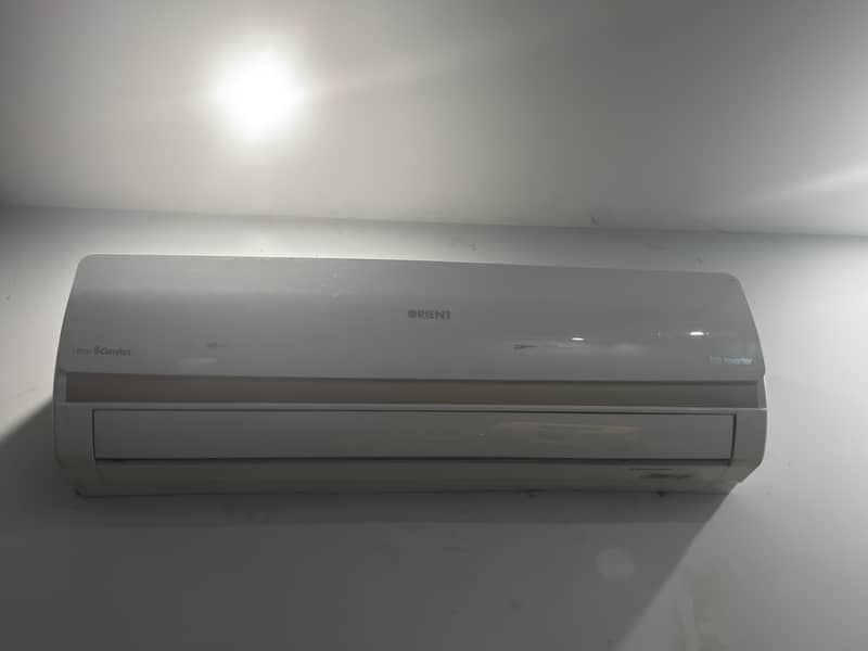 Orient split AC 8/10 condition 2