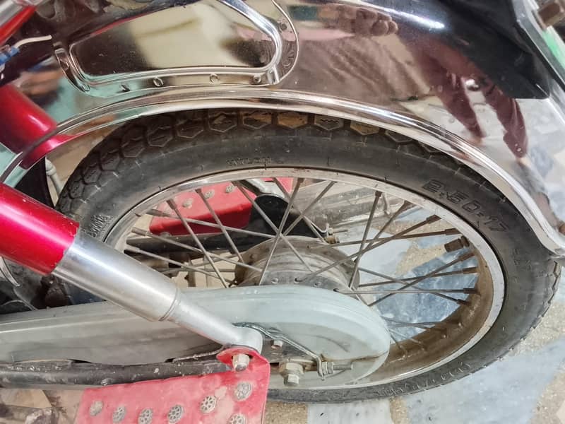 Honda CD 70 4