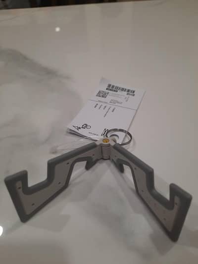 Mobile Stand with key ring
