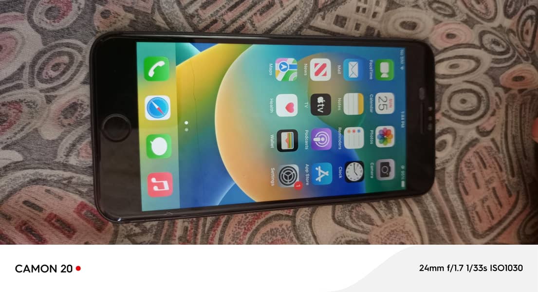 Apple iPhone 8 Plus 1