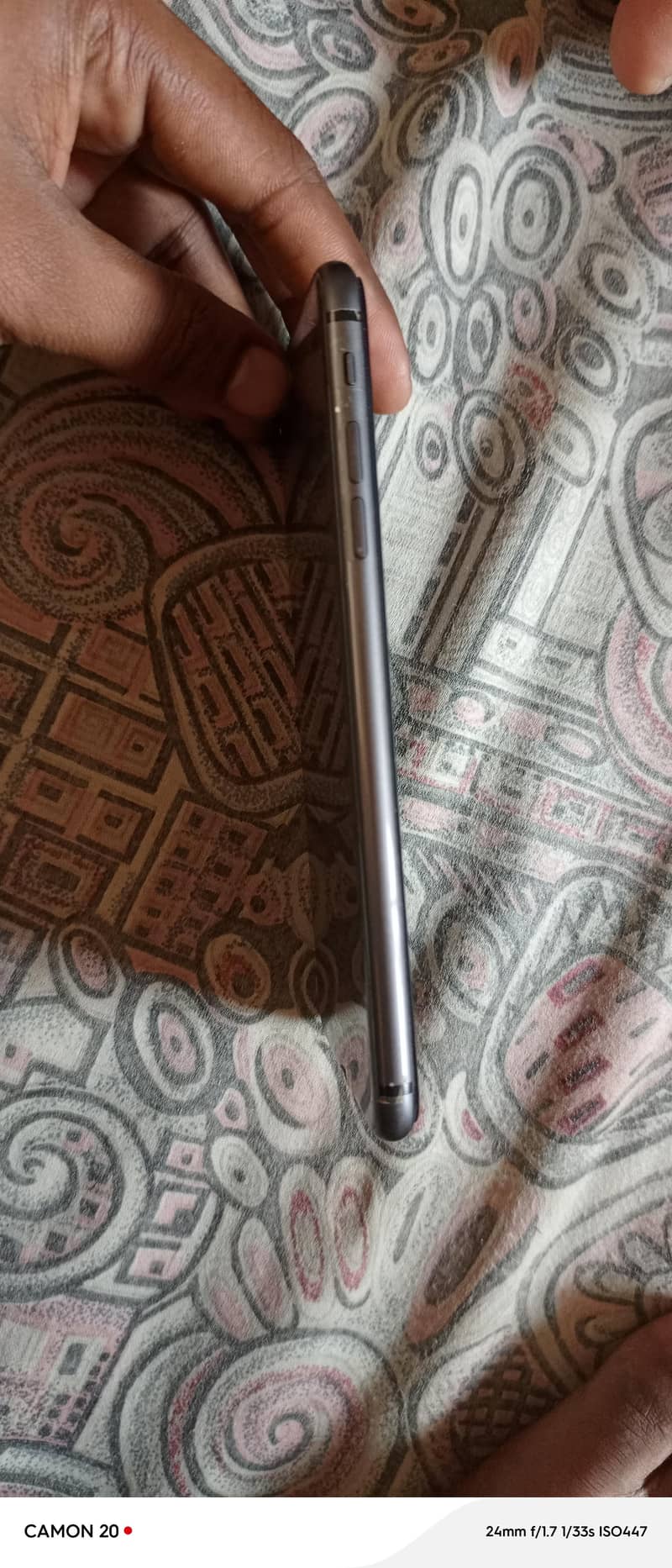 Apple iPhone 8 Plus 4