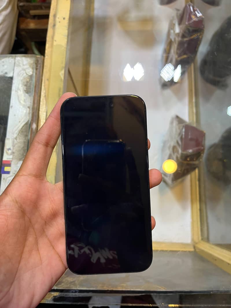 Apple iPhone 15 2