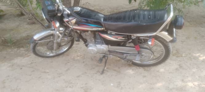 Honda bilkul ok hai jis ny lena hai cal kare