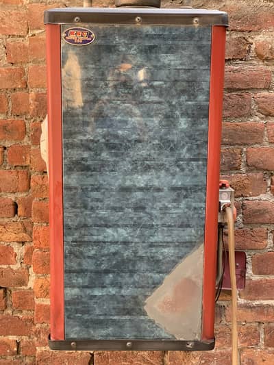 KSC 30 Gallon Gas & Electric Water Geyser - Excellent Condition