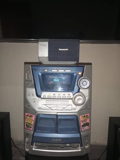 Bluetooth Panasonic Classic deck amplifier with speakers