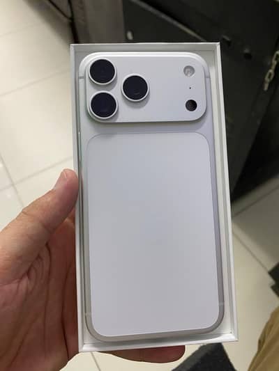 Apple iPhone 17 Pro Max SILVER
