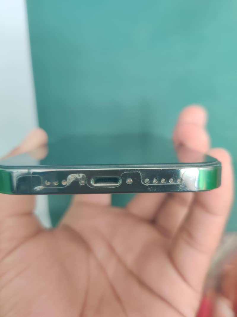 Apple iPhone 12 Pro 2