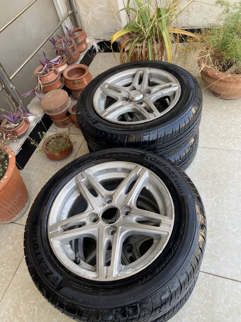 13 inch tubeless tyres with rims - Tyres - 1120858051