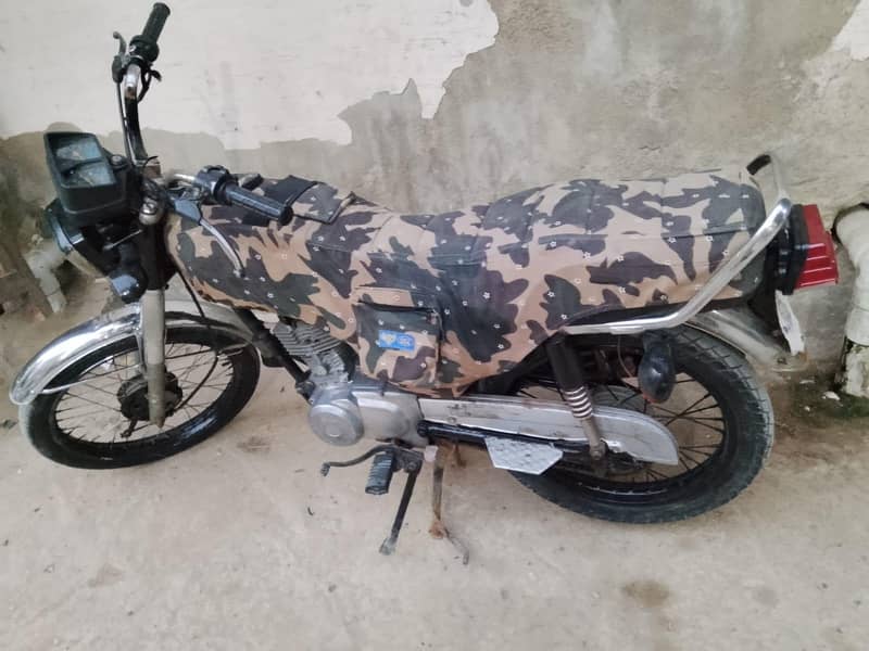 CG 125 0