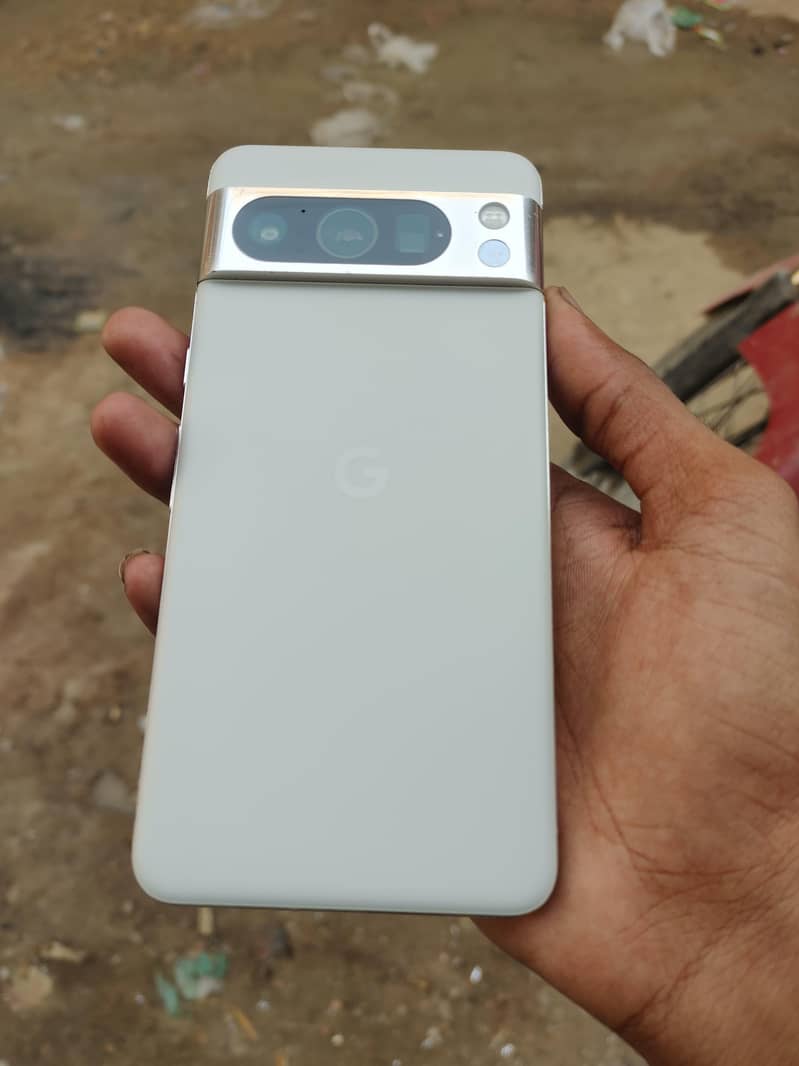Google Pixel 8 Pro 0