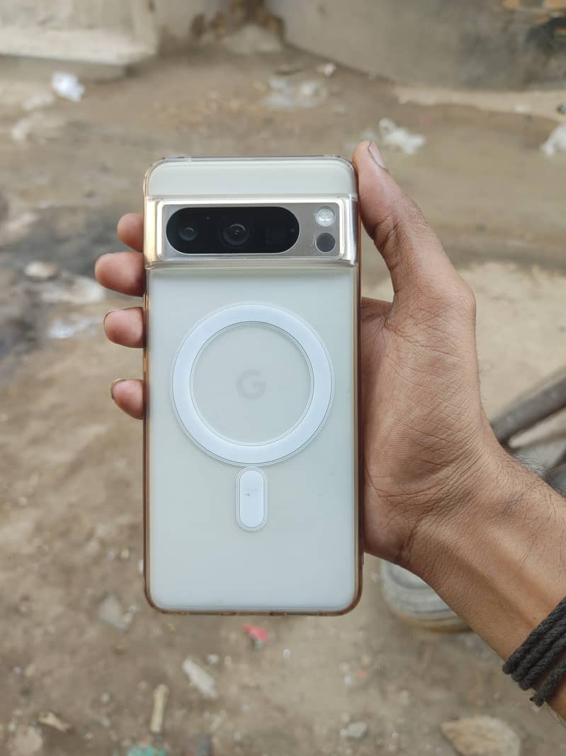 Google Pixel 8 Pro 1