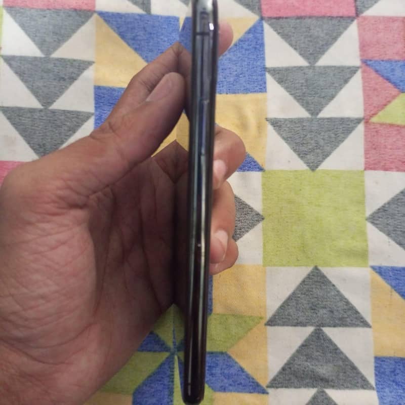 Apple iPhone X 2