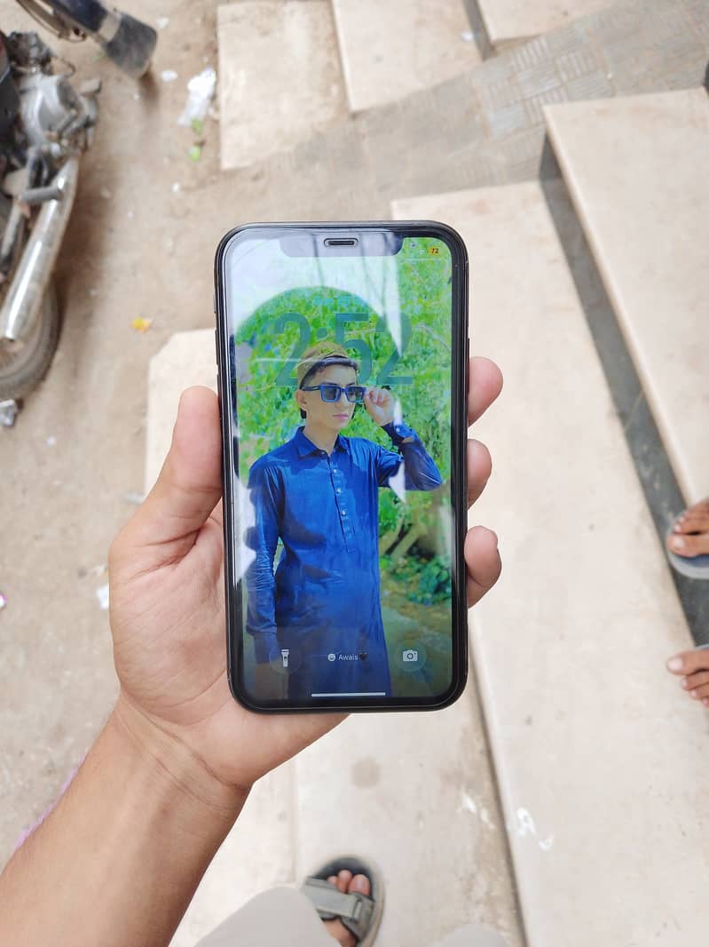 Apple iPhone 11 1
