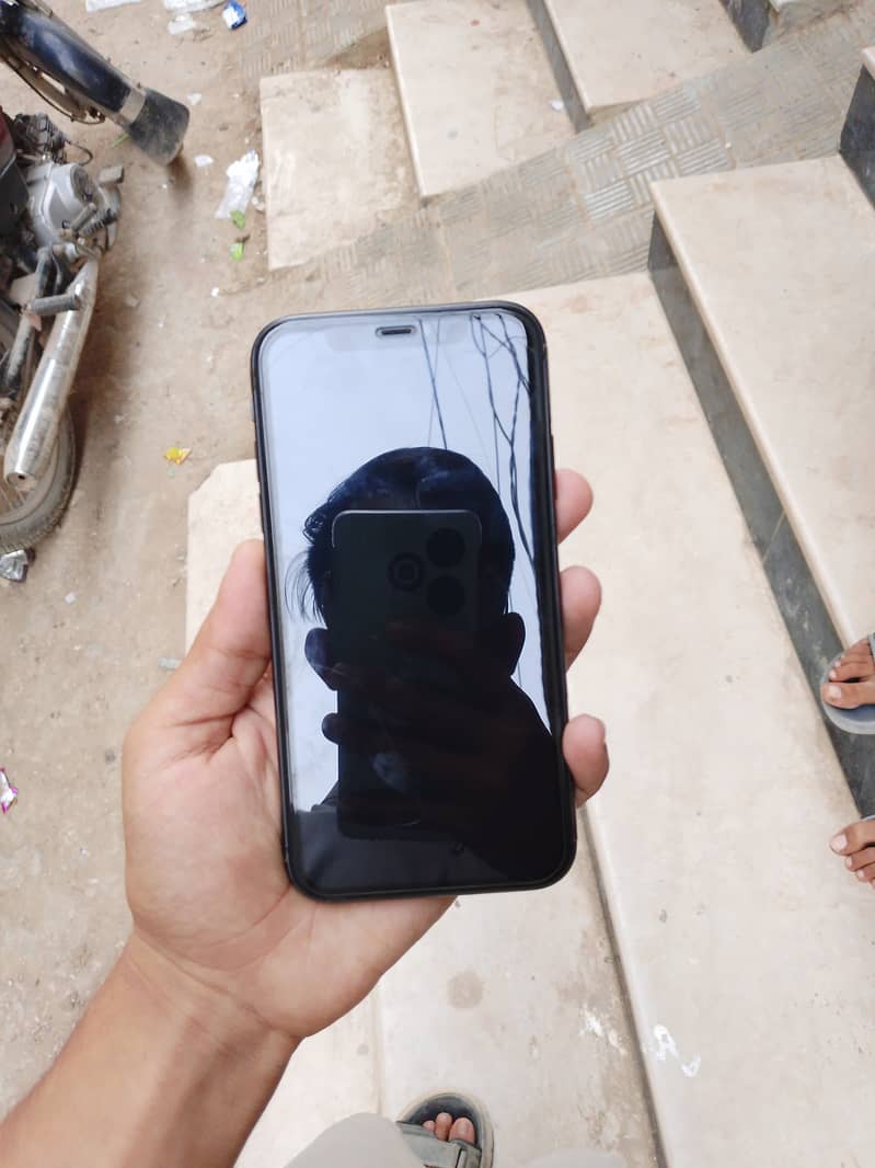 Apple iPhone 11 2