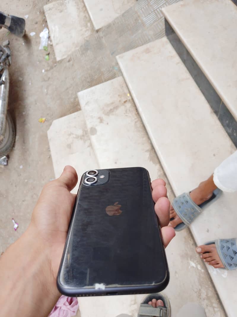 Apple iPhone 11 9