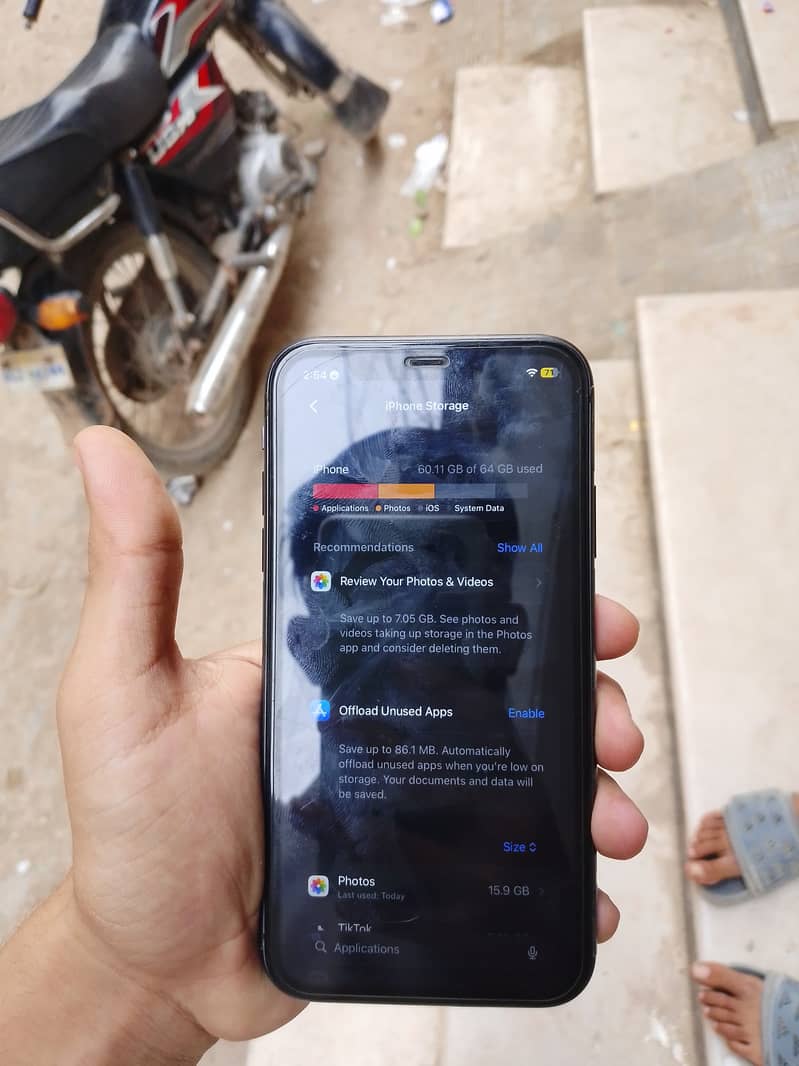 Apple iPhone 11 10