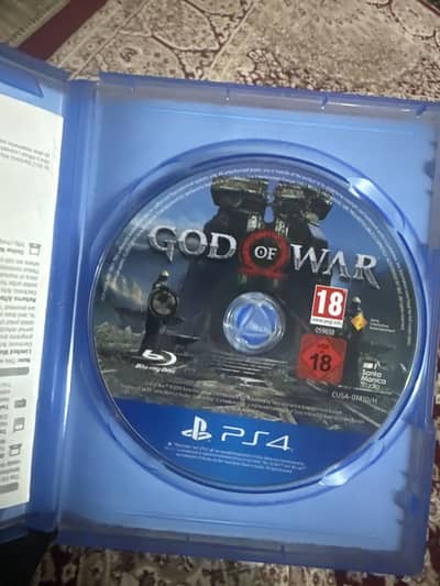 God of war ps4 cd There is not a single scratch on the CD