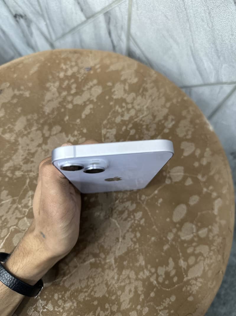 Apple iPhone 14 plus 4
