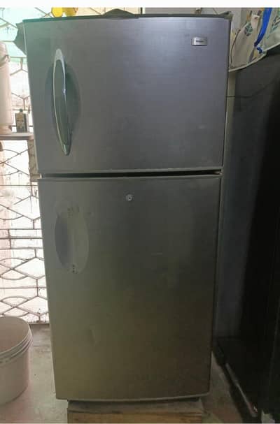 Haier Refrigerator HRF-272