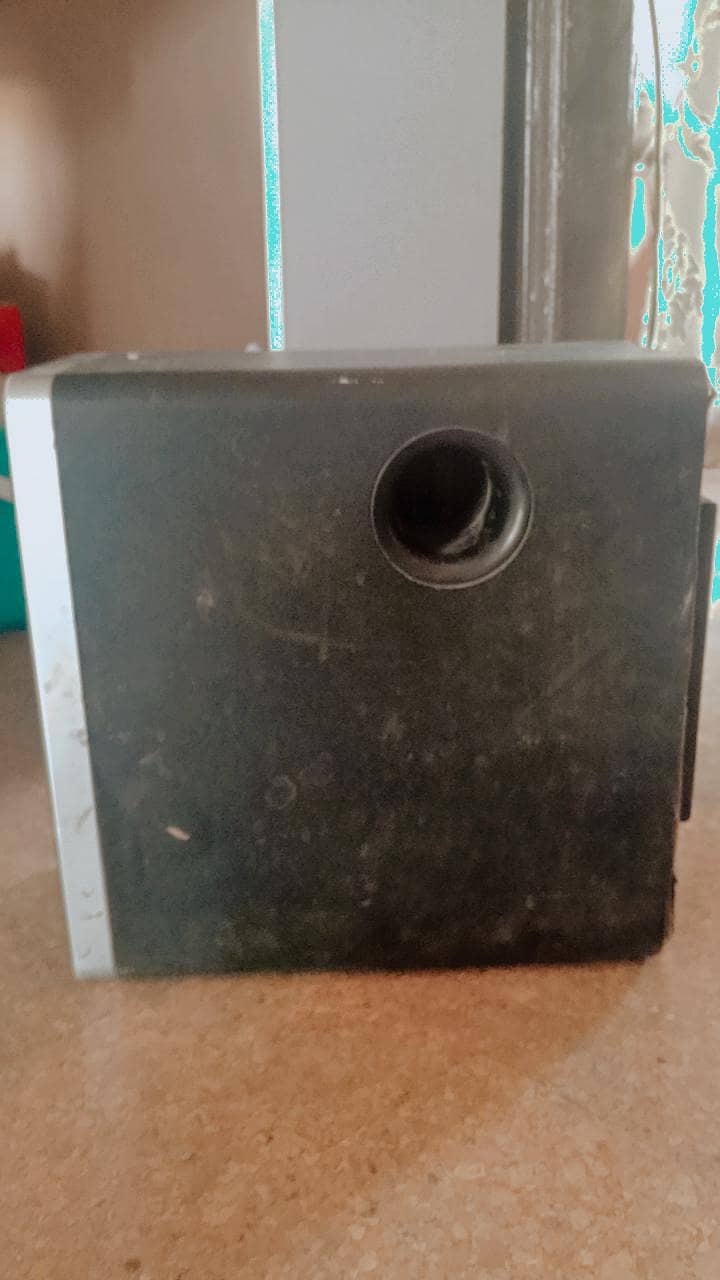 subwoofer 4