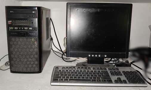 Gaming PC AMD A8-6600k with lcd,keyboard,mouse