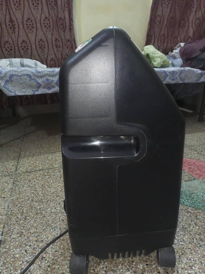 Oxygen Concentrator 1