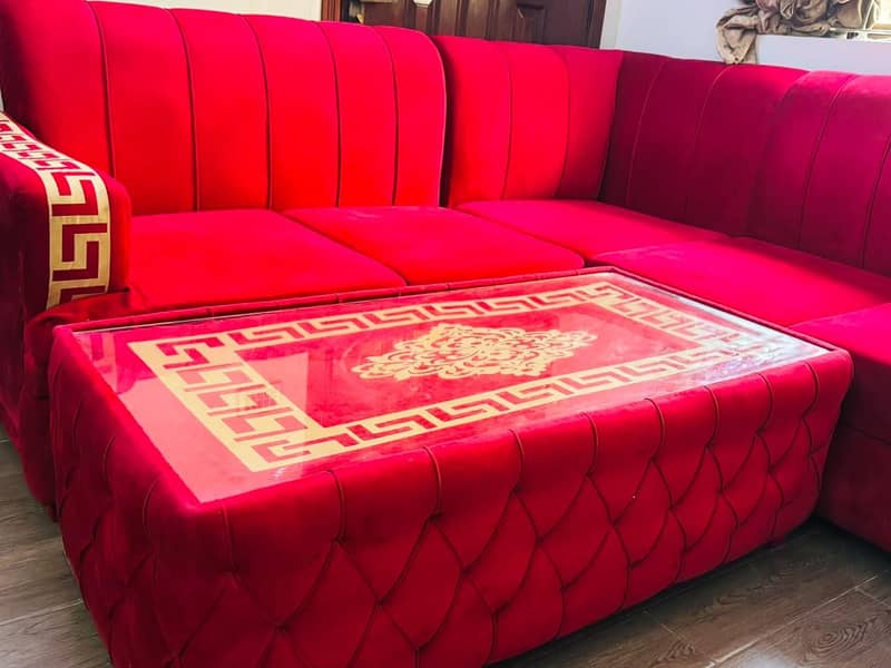 5 seater sofa with table 1