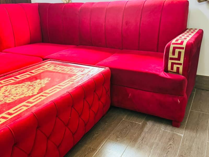 5 seater sofa with table 2