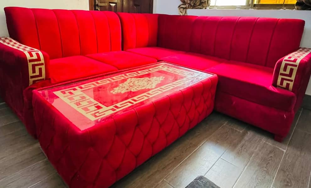 5 seater sofa with table 3