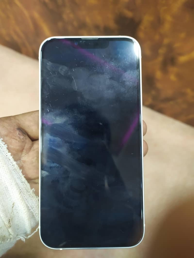 Apple iPhone 13 3