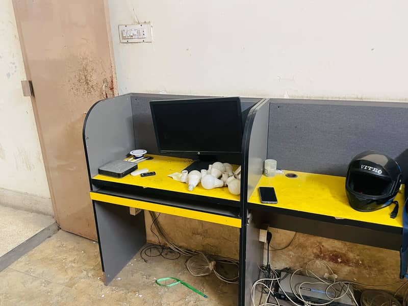 Office Workstations Tables Clusters 5