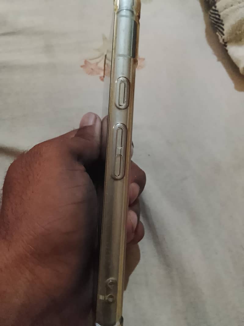 Google Pixel 7a 2