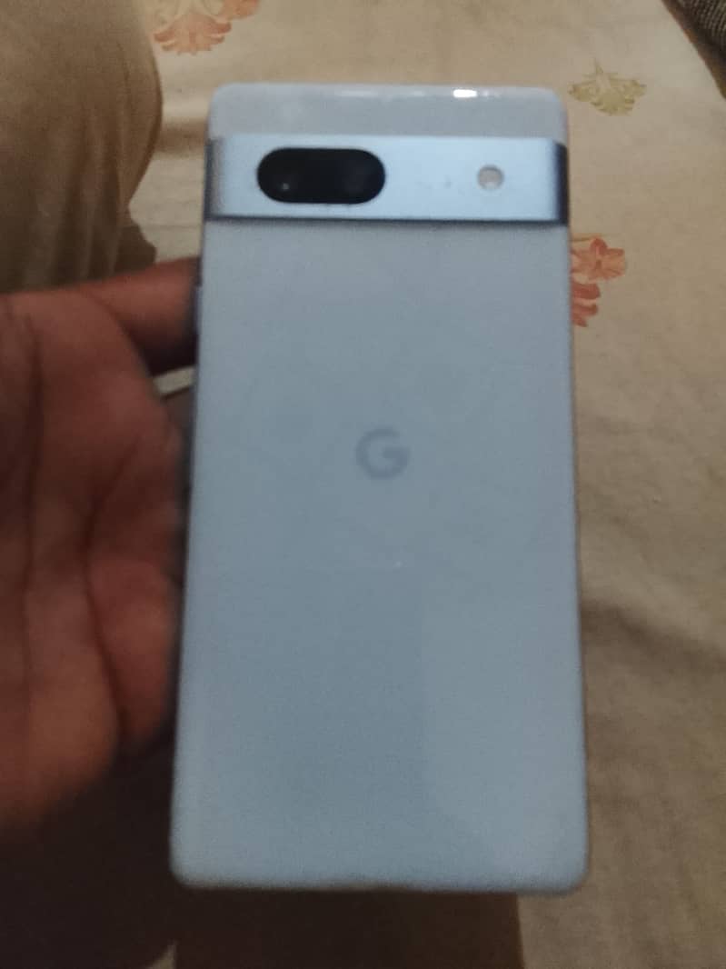 Google Pixel 7a 4