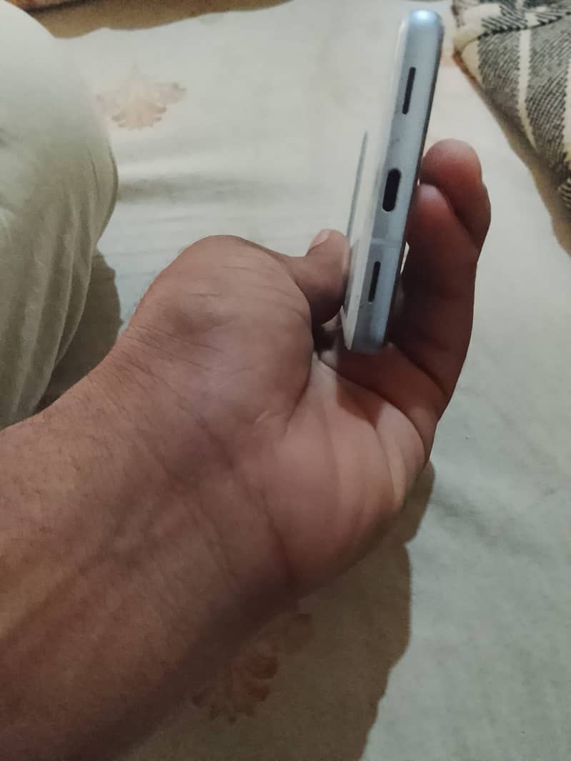 Google Pixel 7a 6
