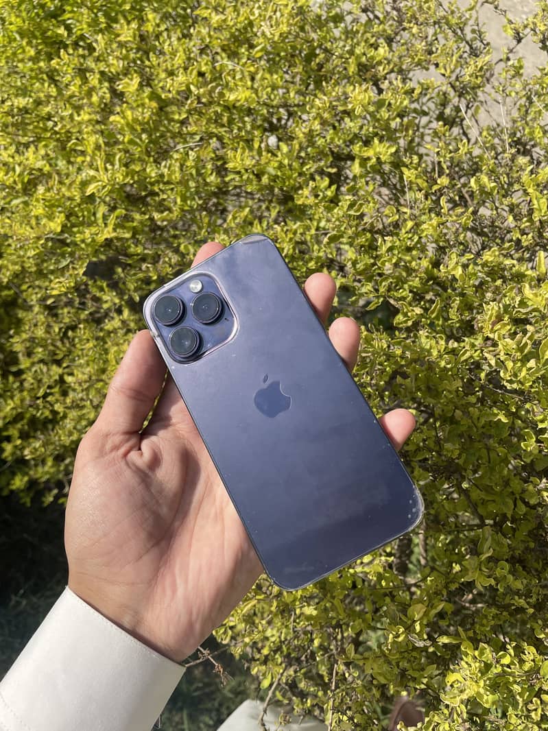 iPhone 14 Pro Max 3