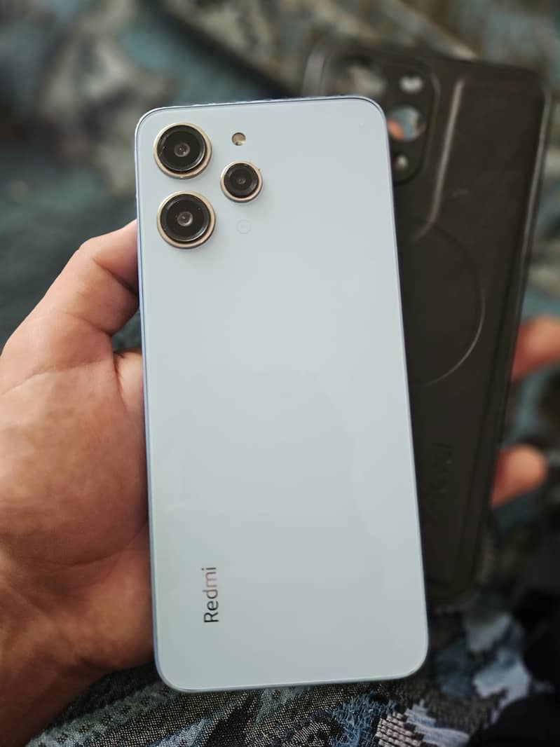 Xiaomi Redmi 12 2