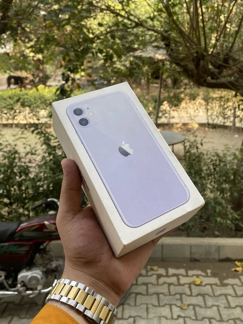 Apple iPhone 11 0